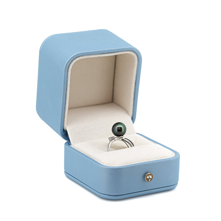 18K Gold Tahitian Pearl & Diamond Ring - In a box