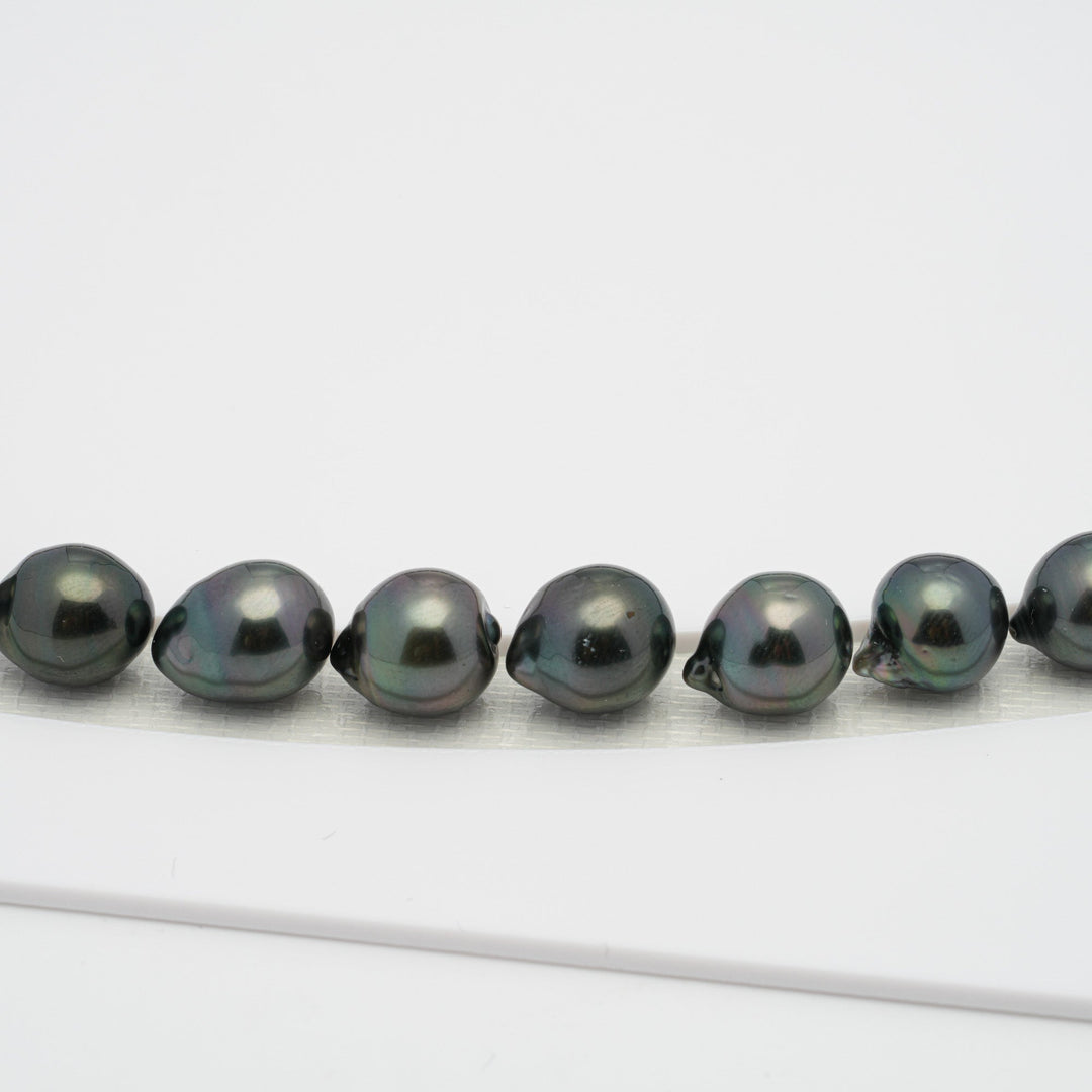 39pcs Dark & Light 8-10mm - SB AAA/AA Quality Tahitian Pearl Necklace.