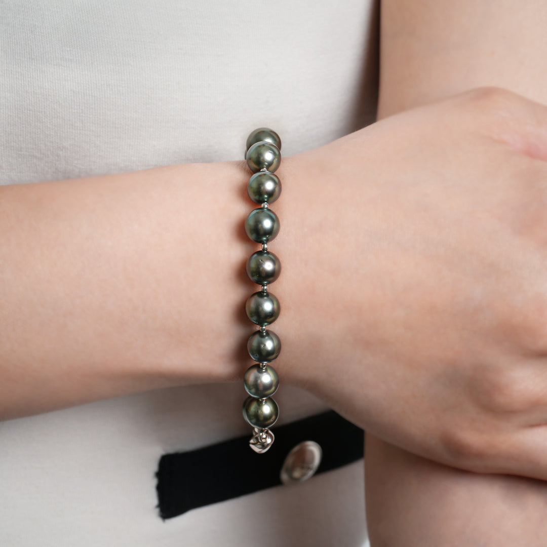 Elegant 7.1-Inch Multicolor 8mm Tahitian Pearl Bracelet in 925 Silver