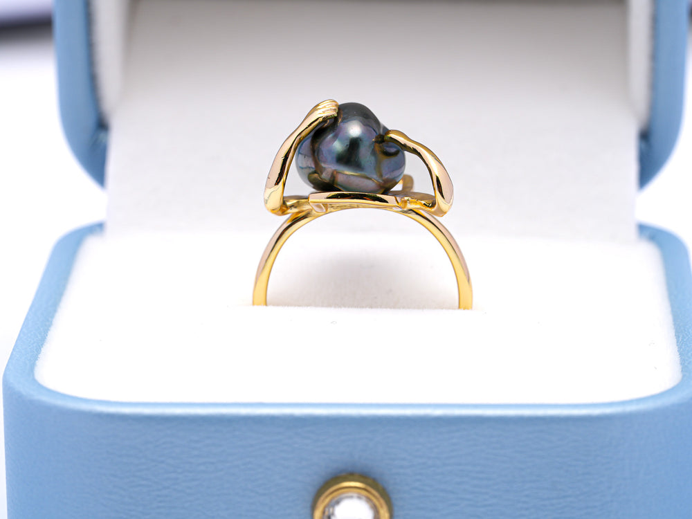 Elegant Tahiti Keshi Pearl Ring in 925 Silver Rhodium with Zirconia.