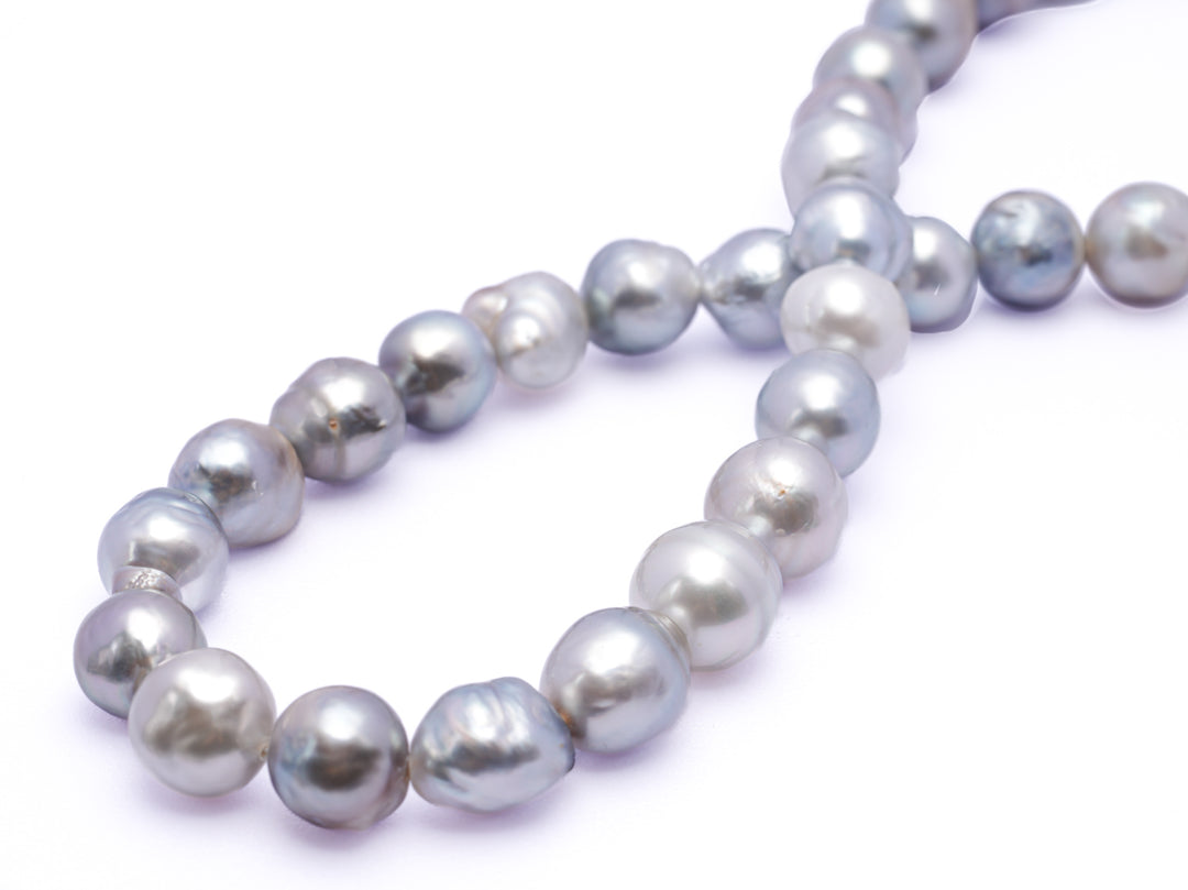 Baroque Tahitian Pearl Necklace with 37 Light Mix Pearls, 17-Inch Chain. ref:SHM762 TH1