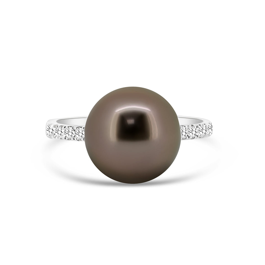 18K White Gold Tahitian Pearl Wedding Ring with Diamonds.