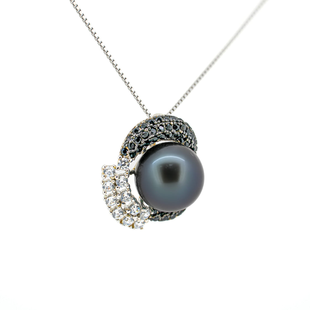 Silver Tahitian Pearl Necklace with Dark Purple Blue Pearl and Zirconia Accents "Darkvadeur".