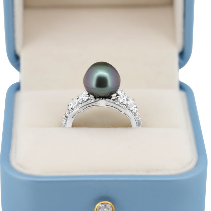 Stunning 11mm Green Tahitian Pearl Ring in 925 Silver with High Luster and Zirconia, "Butterfly II".