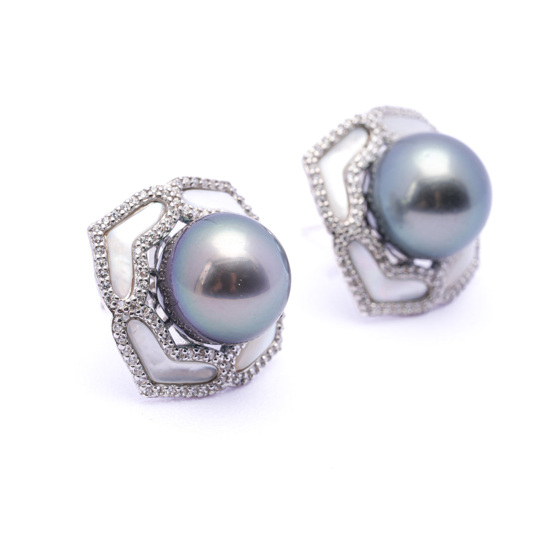 Elegant 925 Silver Tahitian Pearl Earrings. Ref:SHM907