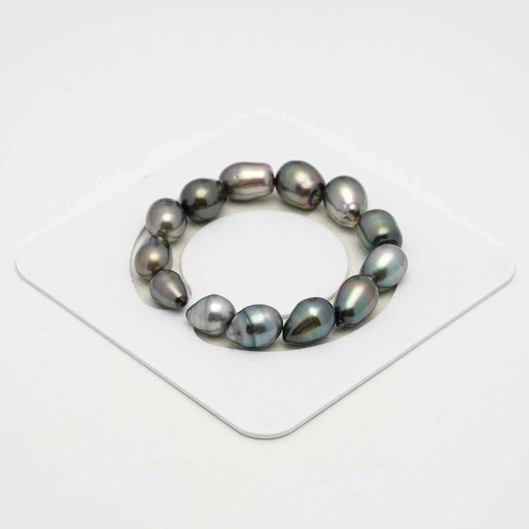 13pcs Green Mix 9-12mm - SB AAA Quality Tahitian Pearl Bracelet.