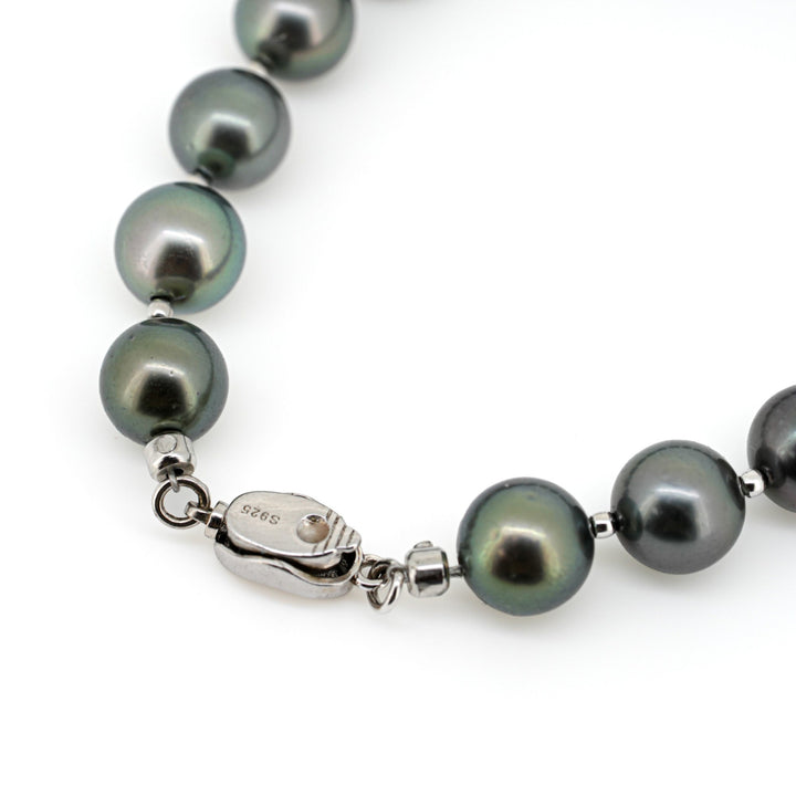 Elegant 7.1-Inch Multicolor 8mm Tahitian Pearl Bracelet in 925 Silver.