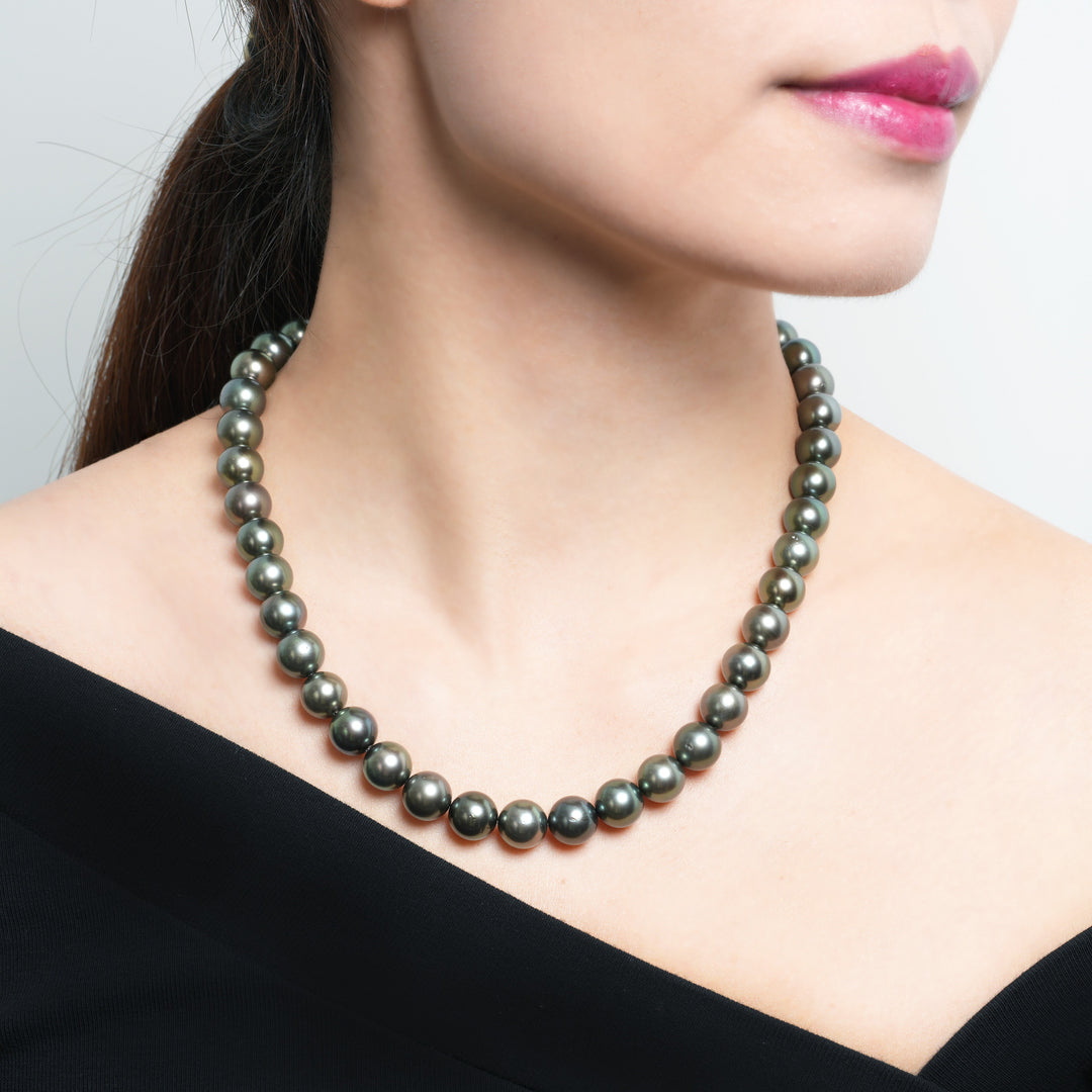 Exquisite Tahitian Pearl Necklace with 42 Handpicked Green Pearls.